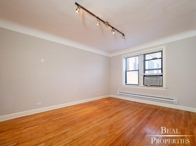 property at 2325.5 N Rockwell St