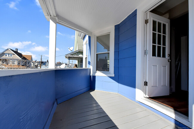 768 Iranistan Ave in Bridgeport, CT - Building Photo - Building Photo