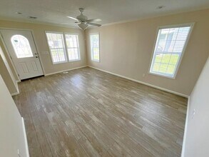 5460 Bahia Wy in Brooksville, FL - Building Photo - Building Photo