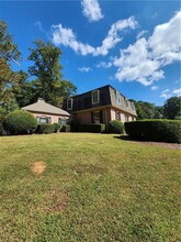 1176 Hampton Hall Dr NE in Atlanta, GA - Building Photo - Building Photo