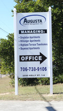 Hillsinger Apartments in Augusta, GA - Foto de edificio - Building Photo