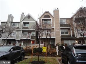 property at 5705 Chapman Mill Dr