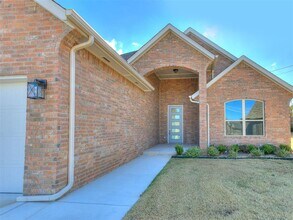 11400 NW 109th St in Yukon, OK - Building Photo - Building Photo