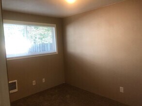 1307 SE Lafayette St in Portland, OR - Building Photo - Building Photo