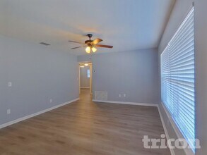 1701 Audrey Dr in Clearwater, FL - Foto de edificio - Building Photo