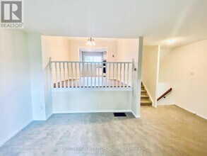 2020 Pharmacy Ave in Toronto, ON - Building Photo - Building Photo