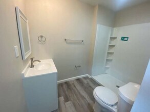 275 Wood Fern Dr in Cleveland, TX - Building Photo - Building Photo