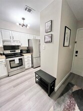 2215 Post Rd in Austin, TX - Building Photo - Building Photo