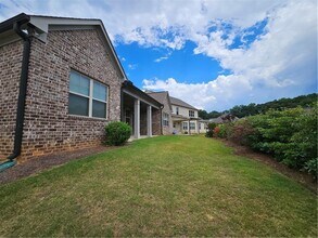 3748 Heirloom Loop Ct NE in Buford, GA - Building Photo - Building Photo