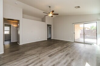 13402 W Watson Ln in Surprise, AZ - Building Photo - Building Photo
