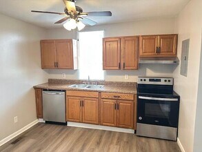 1040 Walker Valley Rd NW in Cleveland, TN - Foto de edificio - Building Photo