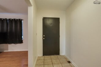 2406 Picadilly Ln in Wichita Falls, TX - Building Photo - Building Photo
