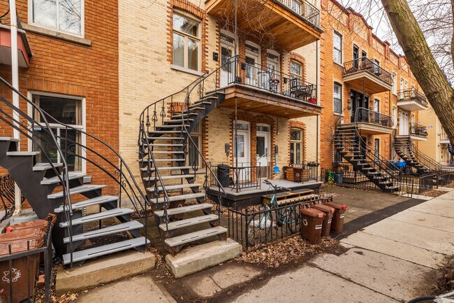 4251-4255 Messier St in Montréal, QC - Building Photo - Building Photo