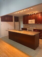 8006 Briardale Dr in Charlotte, NC - Building Photo - Building Photo