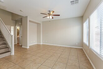 1152 Maple Pines Ave, Unit 3407 11th St. SE 112 in North Las Vegas, NV - Building Photo - Building Photo