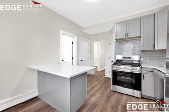 16 O St, Unit 3 in Boston, MA - Foto de edificio - Building Photo