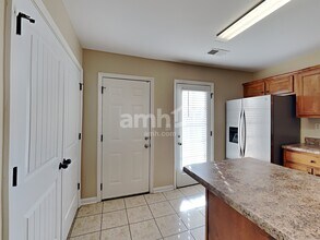 5883 Savannah Pky in Southaven, MS - Building Photo - Building Photo