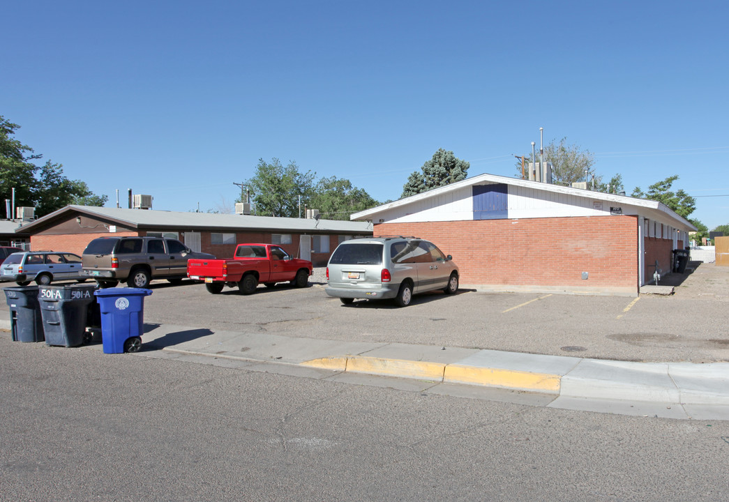 501-505 Indiana St SE in Albuquerque, NM - Building Photo