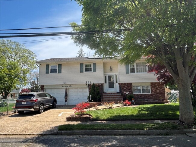 property at 293 Concord Ave