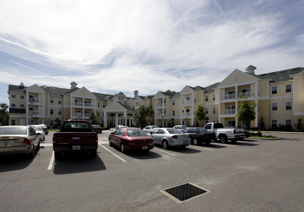 Royal Palms Senior in Titusville, FL - Foto de edificio