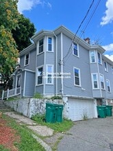 35 Burchstead Pl, Unit 2 in Lynn, MA - Building Photo - Building Photo