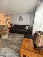 190 E Olmstead Dr in Titusville, FL - Building Photo - Building Photo