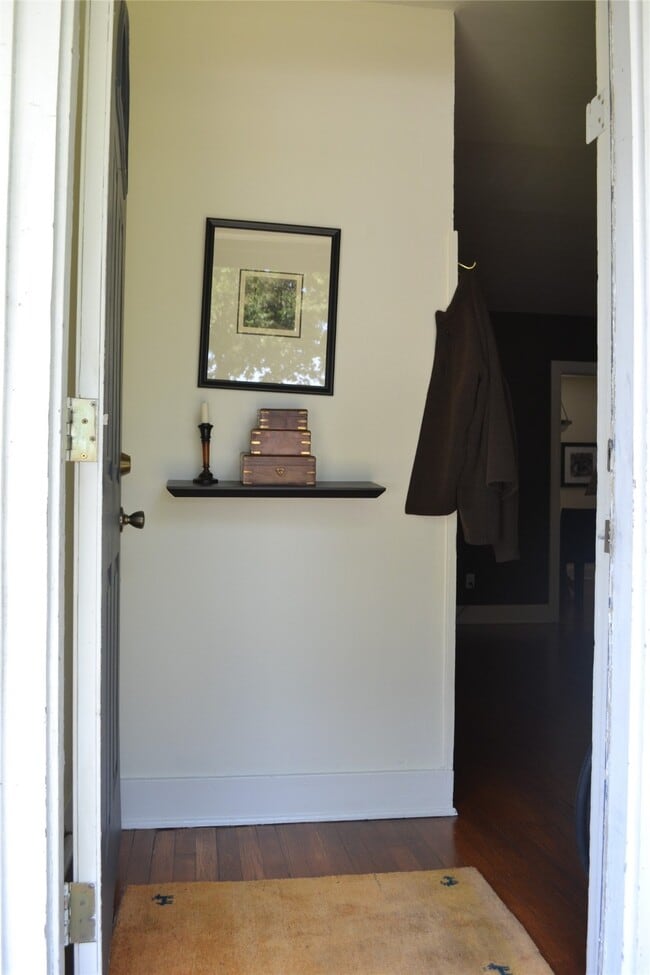 property at 1610 Ridgewood St