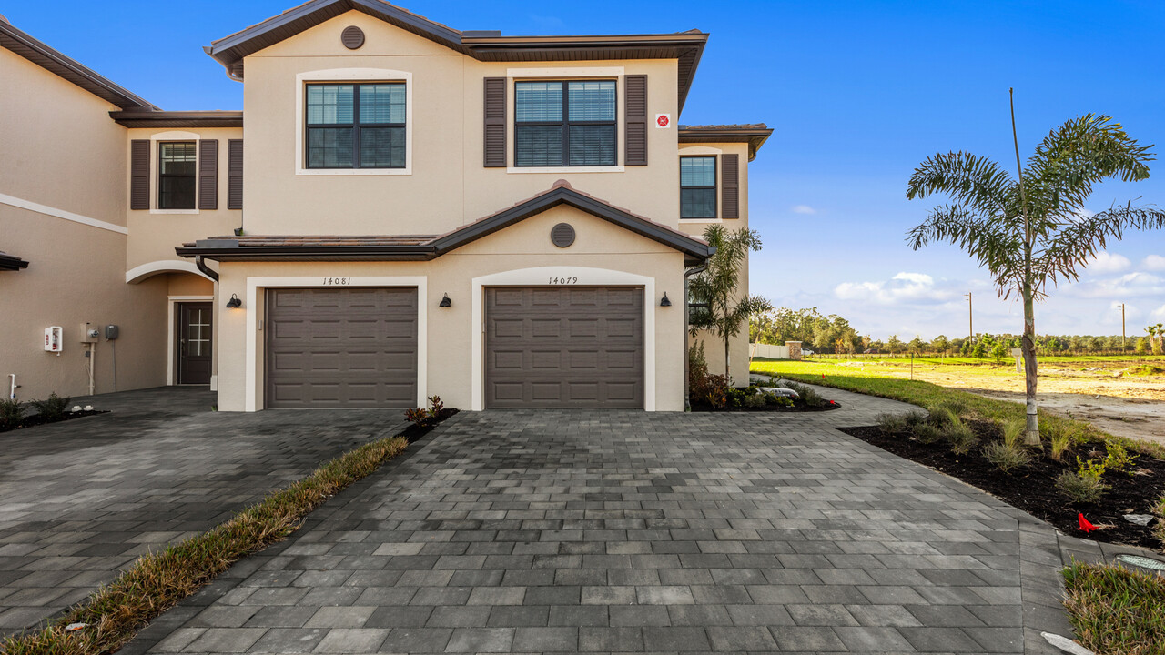 14079 Pine Lodge Ln in Ft. Myers, FL - Building Photo