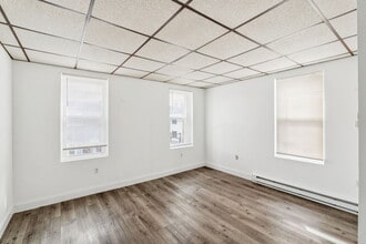 2900 Almond St in Philadelphia, PA - Foto de edificio - Building Photo