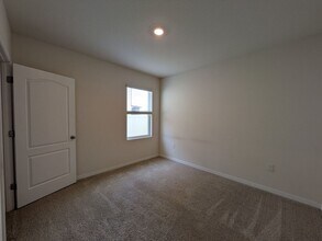 3758 Swanfalls Terrace in Sanford, FL - Building Photo - Building Photo