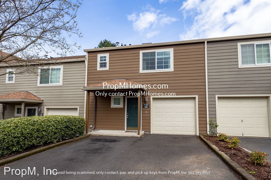 7151 SW Sagert St in Tualatin, OR - Foto de edificio