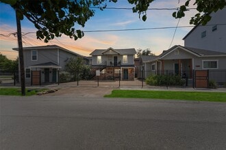 2518 Anita St in Houston, TX - Building Photo - Building Photo