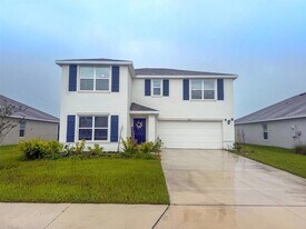 10744 Chippewa Dr, Unit 017 in Parrish, FL - Building Photo