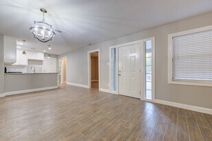 6522 Linden St in Houston, TX - Building Photo