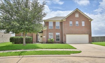4802 Upland Dale Ct in Katy, TX - Building Photo