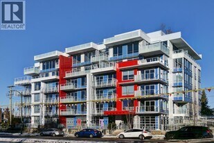677 W 41st Ave in Vancouver, BC - Building Photo