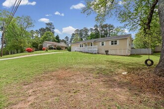 1321 Timbercrest Dr in Lawrenceville, GA - Building Photo - Building Photo