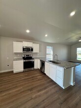 6507 Athens St in Timbercreek Canyon, TX - Building Photo - Building Photo