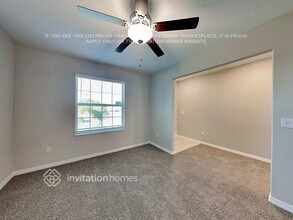 8612 37th Ter E in Palmetto, FL - Building Photo - Building Photo