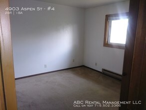 4903 Aspen St-Unit -#4 in Schofield, WI - Foto de edificio - Building Photo