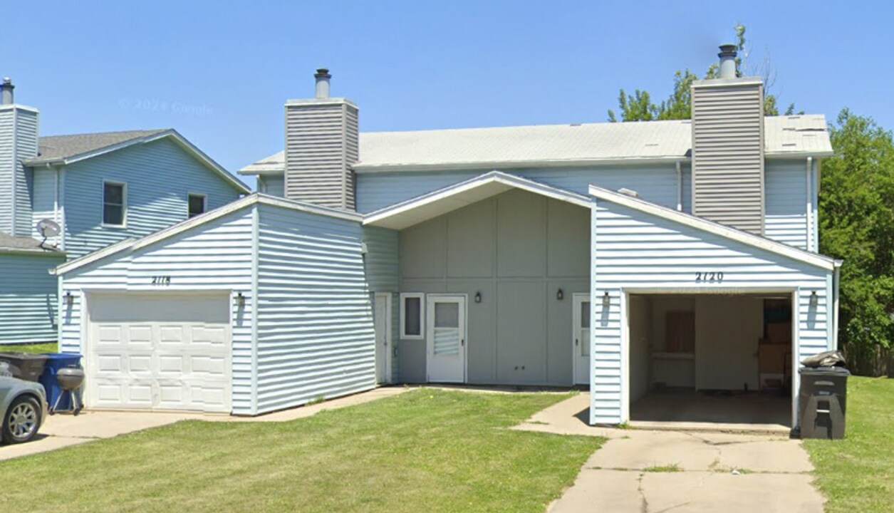 2120 E Caulder Ave-Unit -2120 E Caulder Avenue in Des Moines, IA - Building Photo