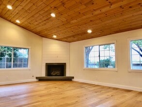 1085 Longfellow Ave in Campbell, CA - Building Photo - Building Photo