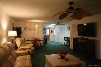 3316 S Liverpool Point in Inverness, FL - Building Photo - Building Photo