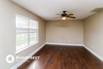 7510 Hubbard Woods Rd in Charlotte, NC - Foto de edificio - Building Photo