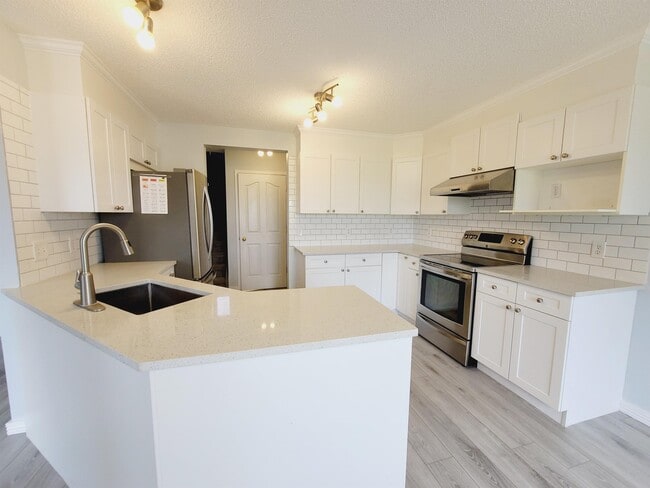 property at 3550 McLean Crescent SW