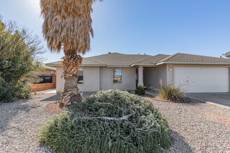 824 Arroyo Seco in Alamogordo, NM - Building Photo - Building Photo