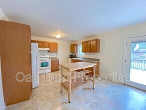 222 Jennie St in Goose Creek, SC - Building Photo - Building Photo
