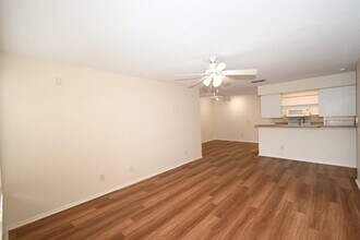 36243 Lake Chase Blvd in Zephyrhills, FL - Building Photo - Building Photo