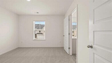 317 Sound Cir in Stockbridge, GA - Building Photo - Building Photo