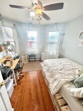 180 Hillside St, Unit 1 in Boston, MA - Foto de edificio - Building Photo